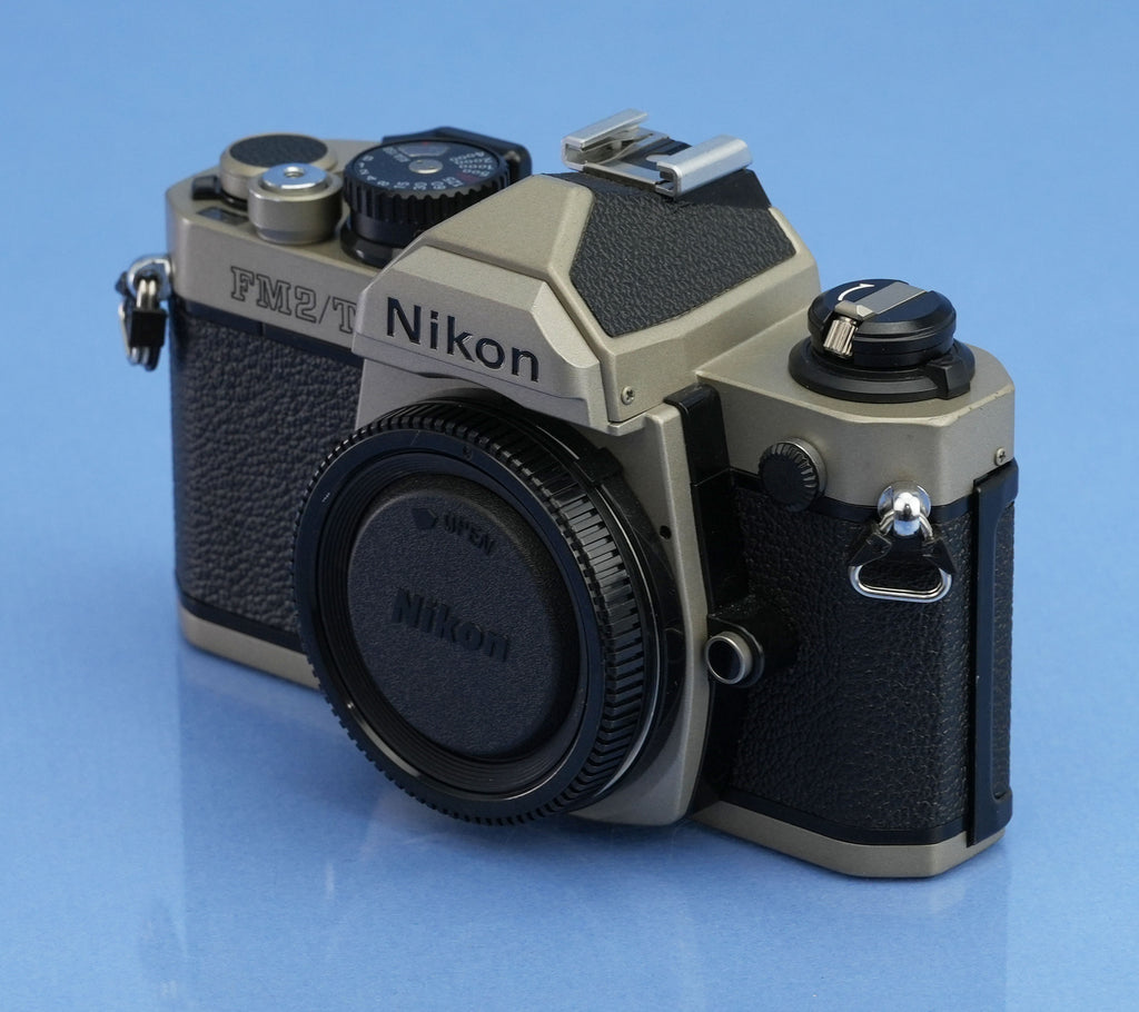 NIKON FM2/T FM2 TITANIUM FINISH 35MM FILM SLR CAMERA BODY +CAP